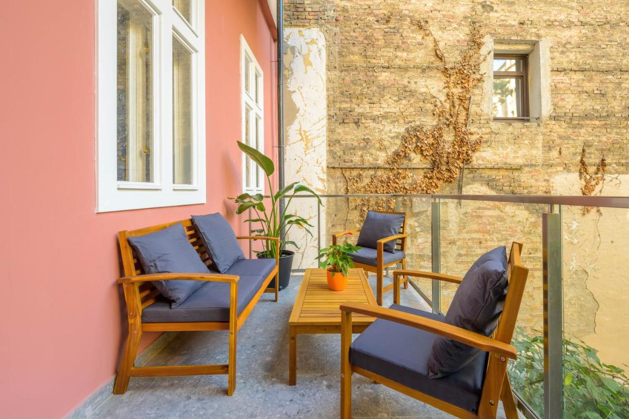 Seasons Andrassy Apartament *
