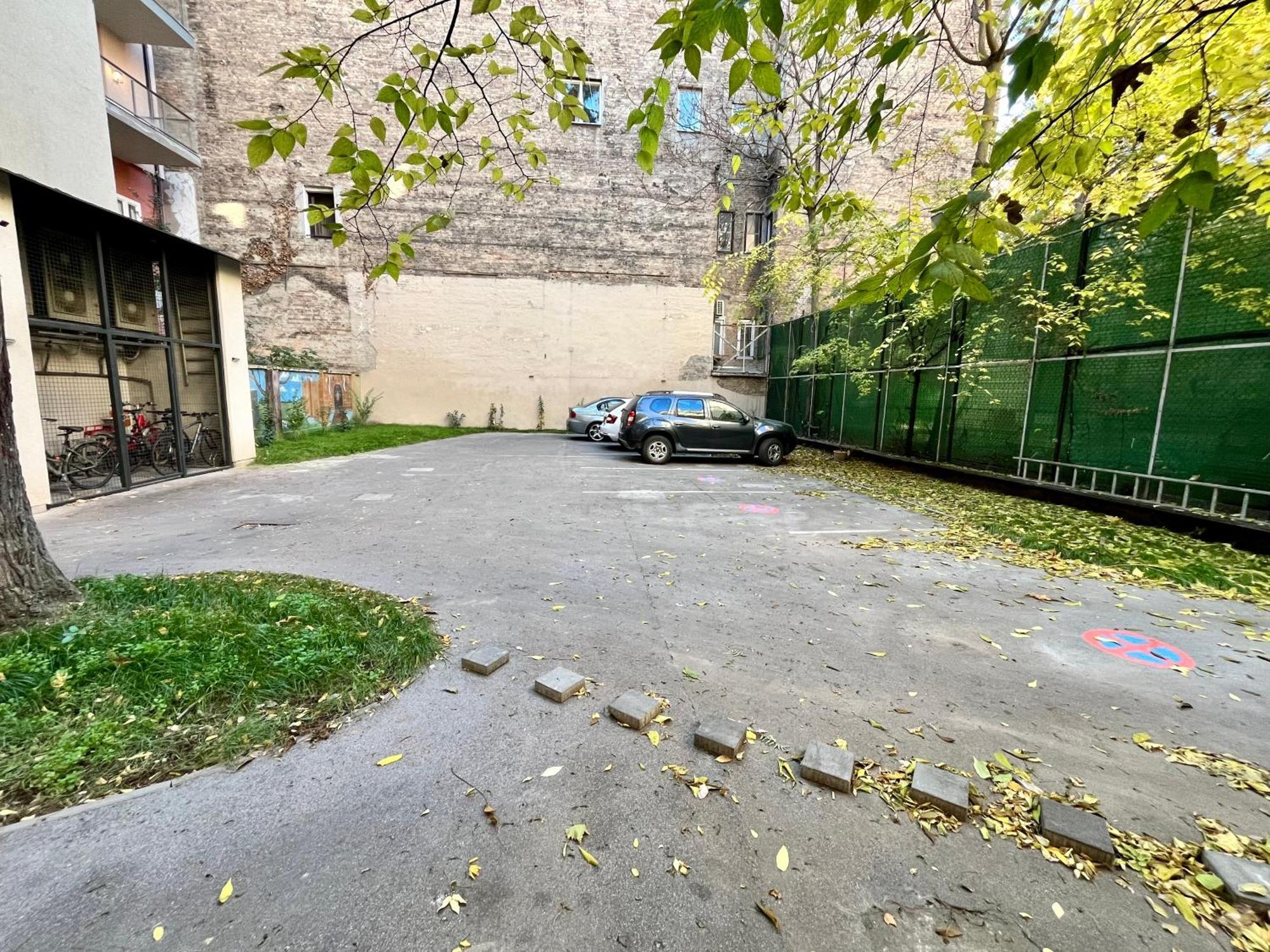 Seasons Andrassy Apartament